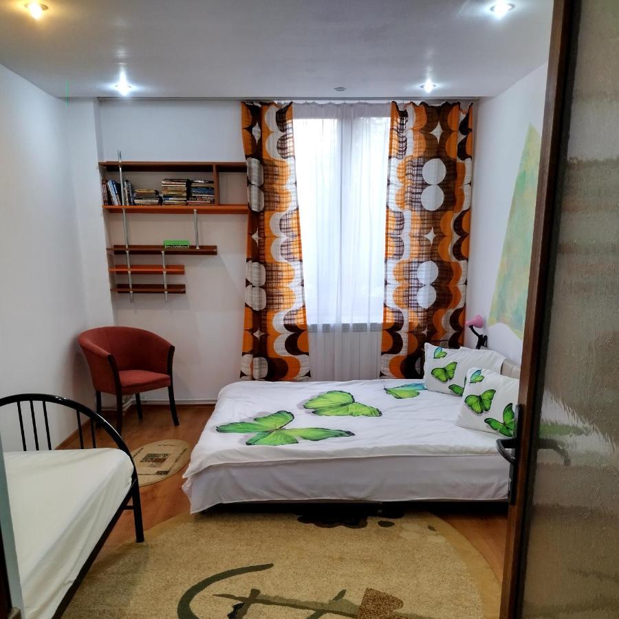 Apartament Camelia เปโตรชานิ ภายนอก รูปภาพ