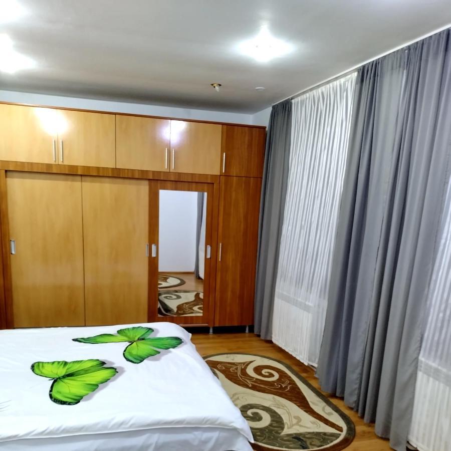Apartament Camelia เปโตรชานิ ภายนอก รูปภาพ